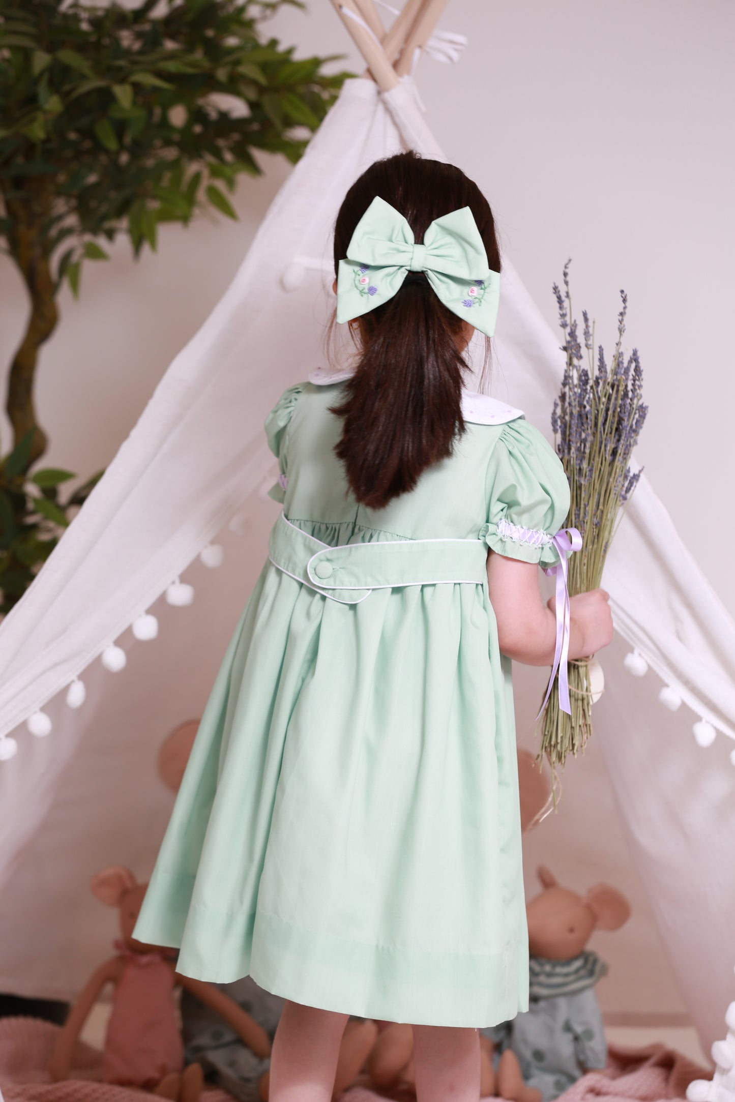 Lavender dress + Hair clip - 65