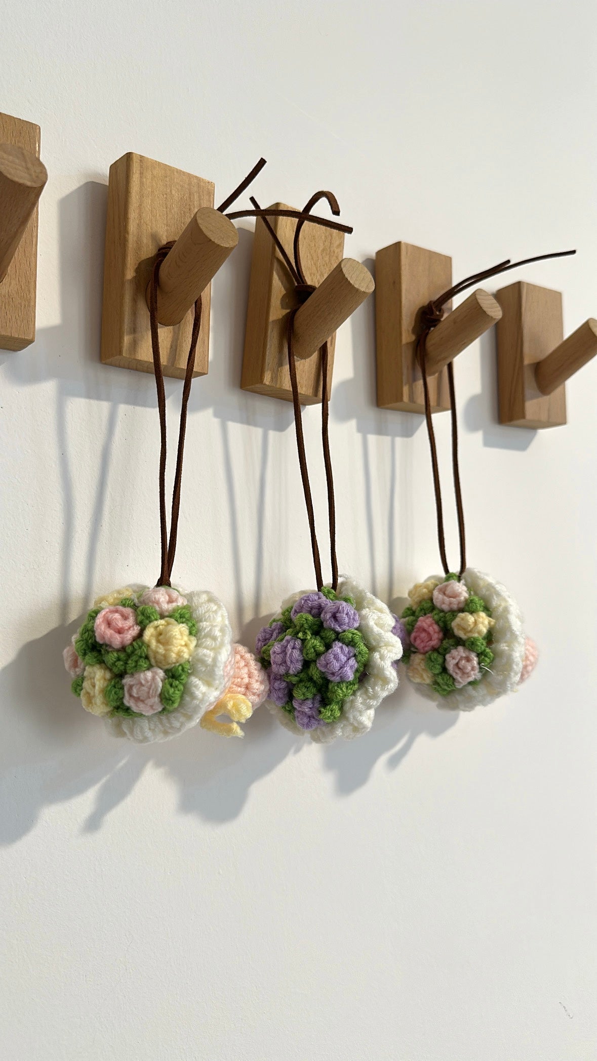 Flower bouquet chain