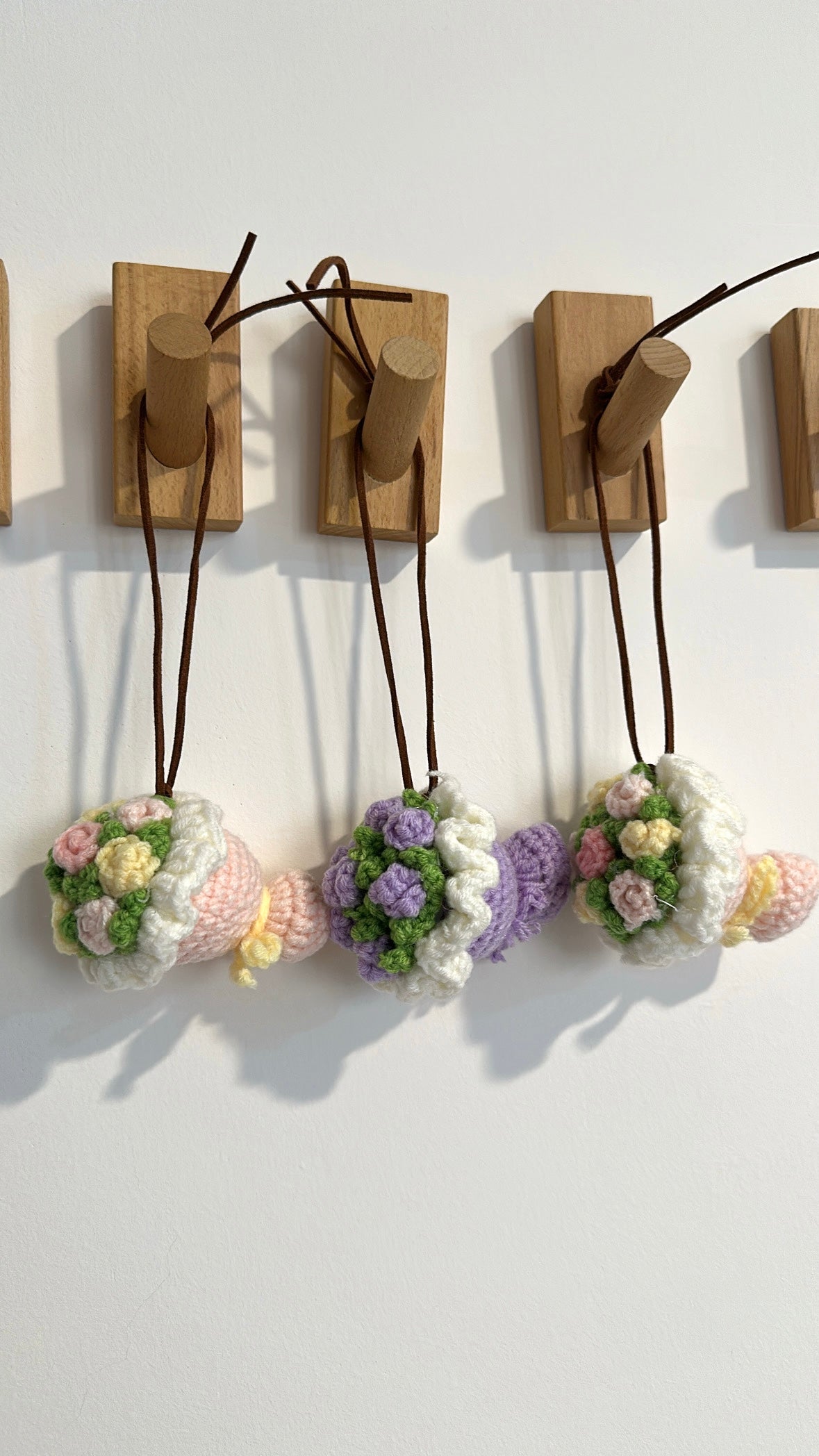 Flower bouquet chain